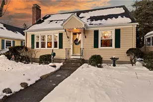 57 Delway Rd, Cranston, RI 02910 - Photo 2