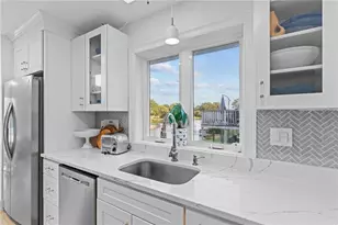 93 Riverside Dr, Wakefield, RI 02879 - Photo 16