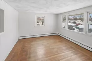 60 Duncan Rd, Warwick, RI 02886 - Photo 6