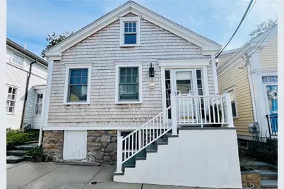 39 Pope Street, Newport, RI 02840 - Photo 1