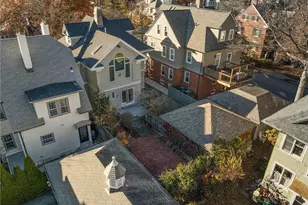 325 Wayland Ave, Providence, RI 02906 - Photo 44