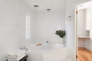 325 Wayland Ave, Providence, RI 02906 - Photo 32