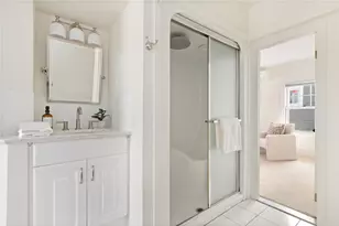 325 Wayland Ave, Providence, RI 02906 - Photo 28