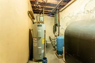 68 North Rd, Hopkinton, RI 02833 - Photo 36