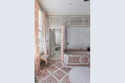 115 Narragansett Avenue, Newport, RI 02840 - Photo 32