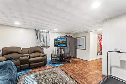 489 Benefit Street, Pawtucket, RI 02861 - Photo 20