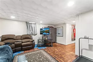 489 Benefit St, Pawtucket, RI 02861 - Photo 20