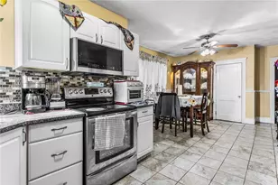 489 Benefit St, Pawtucket, RI 02861 - Photo 8