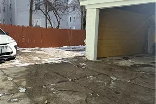 43 Harvest St, Providence, RI 02908 - Photo 2