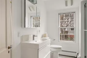 7 Cushing St, Providence, RI 02906 - Photo 46