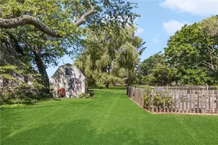 569 Turner Rd, Middletown, RI 02842 - Photo 40