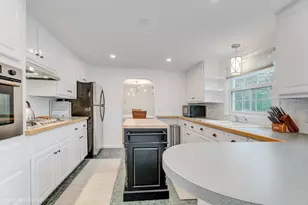 569 Turner Rd, Middletown, RI 02842 - Photo 14