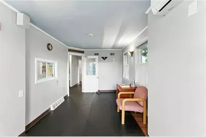 2789 Post Road, Warwick, RI 02886 - Photo 2