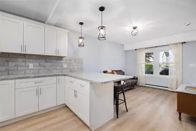 152 Tuckerman Avenue #10, Middletown, RI 02842 - Photo 6