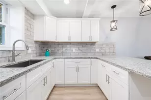 152 Tuckerman Ave, Middletown, RI 02842 - Photo 4