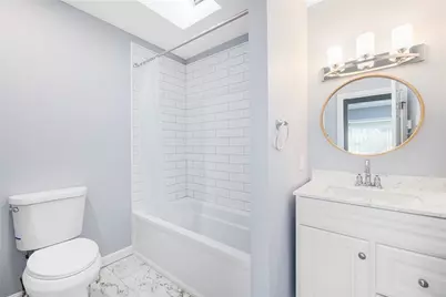 152 Tuckerman Avenue #10, Middletown, RI 02842 - Photo 12