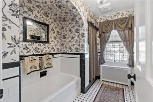 408 Fair St, Warwick, RI 02888 - Photo 20