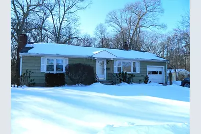 65 Estrell Drive, East Providence, RI 02915 - Photo 2