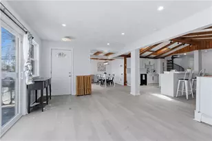 462 Lake Shore Dr, Warwick, RI 02889 - Photo 10