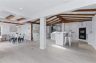 462 Lake Shore Dr, Warwick, RI 02889 - Photo 8