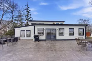 462 Lake Shore Dr, Warwick, RI 02889 - Photo 38