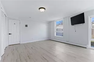 462 Lake Shore Dr, Warwick, RI 02889 - Photo 22