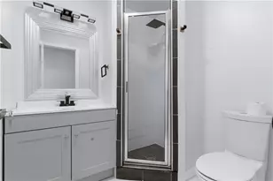 462 Lake Shore Dr, Warwick, RI 02889 - Photo 18