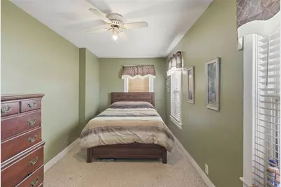 201 Hollis Avenue, Warwick, RI 02889 - Photo 8