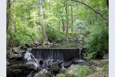 295 Main Street, Cranston, RI 02921 - Photo 4