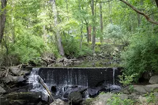 295 Main St, Cranston, RI 02921 - Photo 4