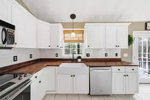 98 Cedar Grove Dr, Exeter, RI 02822 - Photo 12