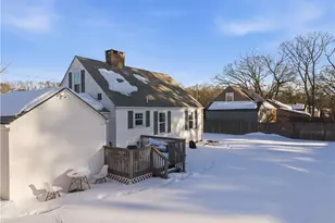 44 Woodstock Dr, Warwick, RI 02889 - Photo 22