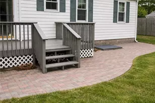 44 Woodstock Dr, Warwick, RI 02889 - Photo 26