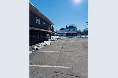 1690 W Shore Road, Warwick, RI 02889 - Photo 2