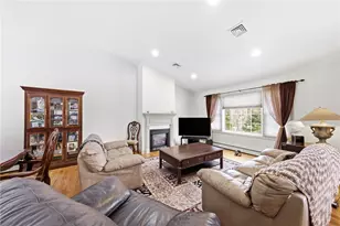 187 Plainfield Pike, Scituate, RI 02857 - Photo 12