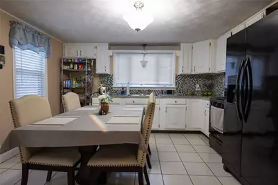 24 Wilson Avenue, Johnston, RI 02919 - Photo 10