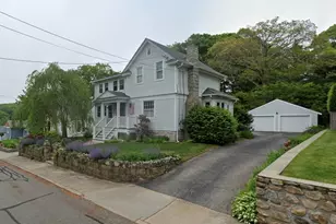 21 Linden St, Westerly, RI 02891 - Photo 2