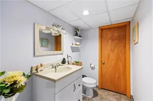 46 Auburn Ave, Johnston, RI 02919 - Photo 24