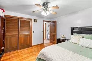 46 Auburn Ave, Johnston, RI 02919 - Photo 12