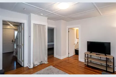 11 Young Street #1, Newport, RI 02840 - Photo 8