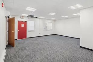 544 Douglas Ave, Providence, RI 02908 - Photo 8