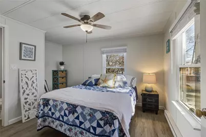 502 Forest Road, Middletown, RI 02842 - Photo 20