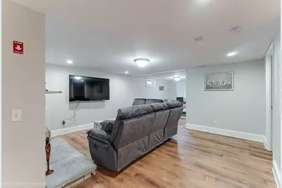 7 Wilbur Avenue, Newport, RI 02840 - Photo 18