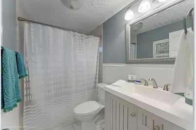 7 Wilbur Avenue, Newport, RI 02840 - Photo 8