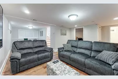 7 Wilbur Avenue, Newport, RI 02840 - Photo 14