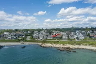 32 Esplanade St, Middletown, RI 02842 - Photo 2