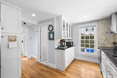 224 Centre Street, East Providence, RI 02916 - Photo 14