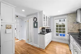 224 Centre St, East Providence, RI 02916 - Photo 14