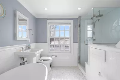 224 Centre Street, East Providence, RI 02916 - Photo 20