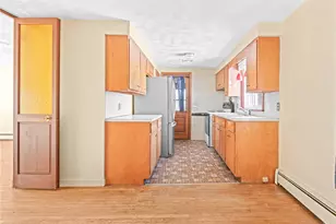 31 Archdale Dr, Warwick, RI 02889 - Photo 12